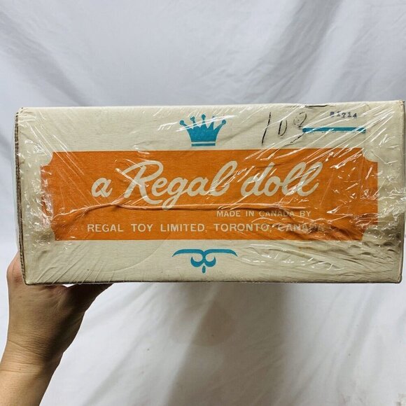 VTG Regal Toy Doll Vicki Kiddies Joy Is A Regular Toy Toronto Canada Limited 16" - Picture 9 of 13